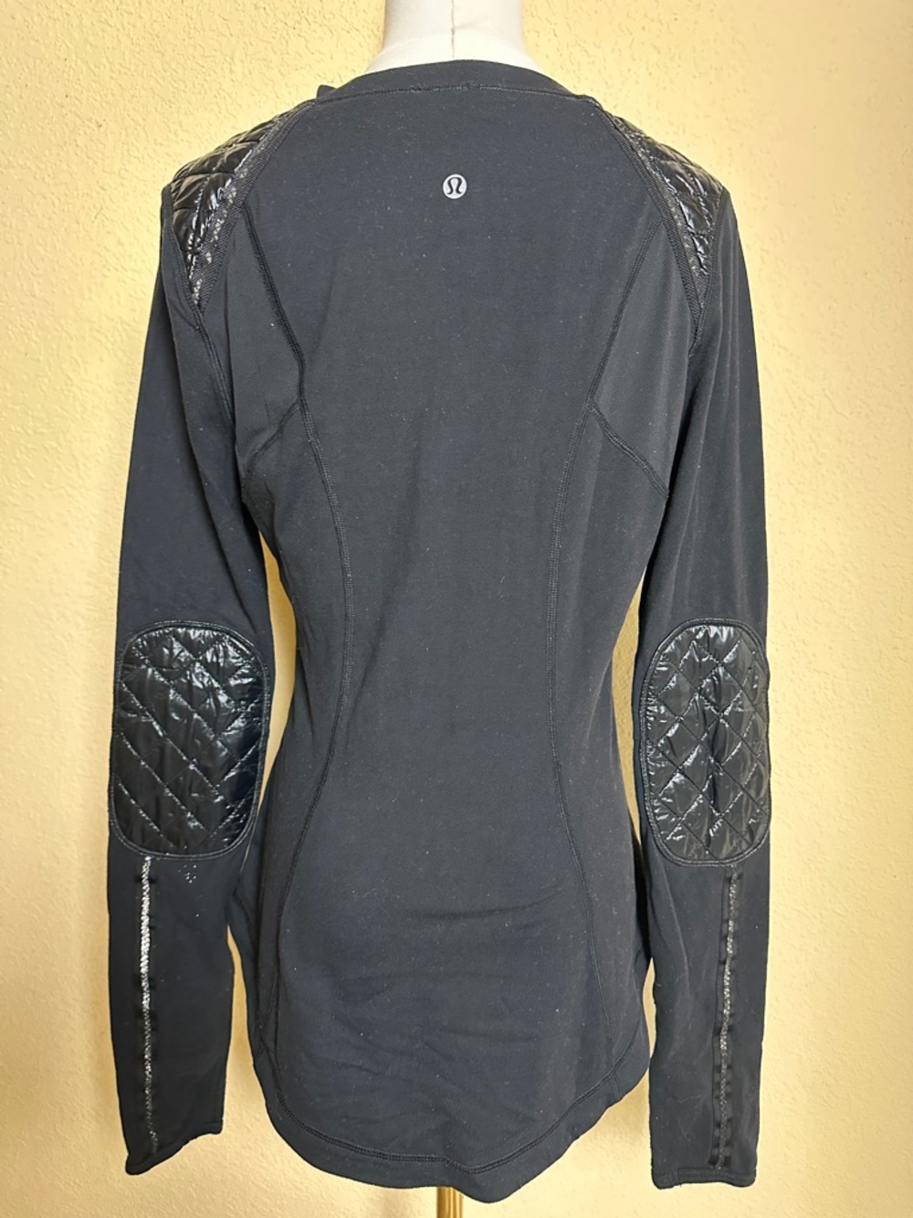 lululemon athletica Black Quilted-Elbow Long Sleeve Top with Shoulder Panels - Picture 6 of 9